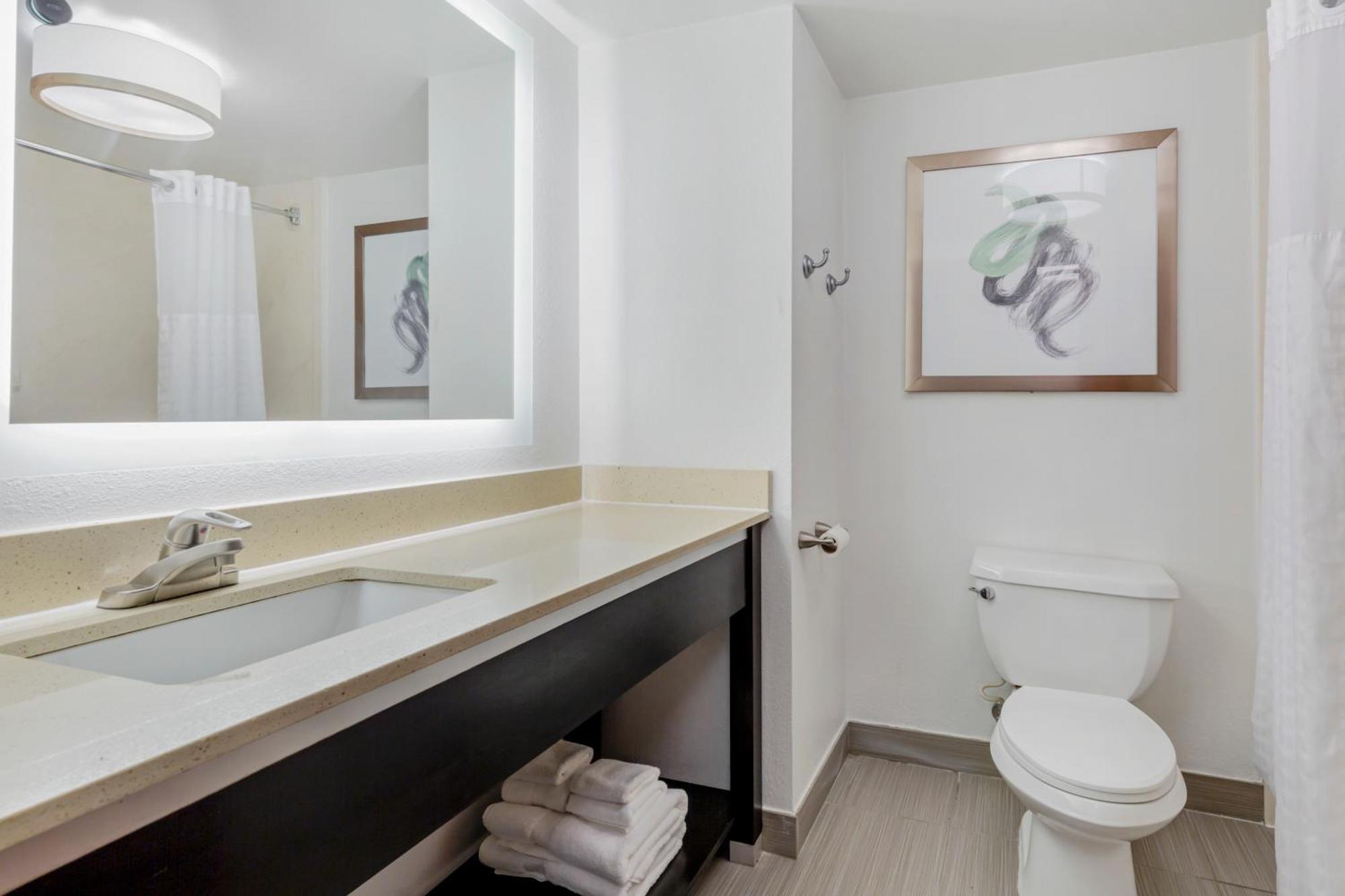 Inn Comfort - Fort Meade 3*